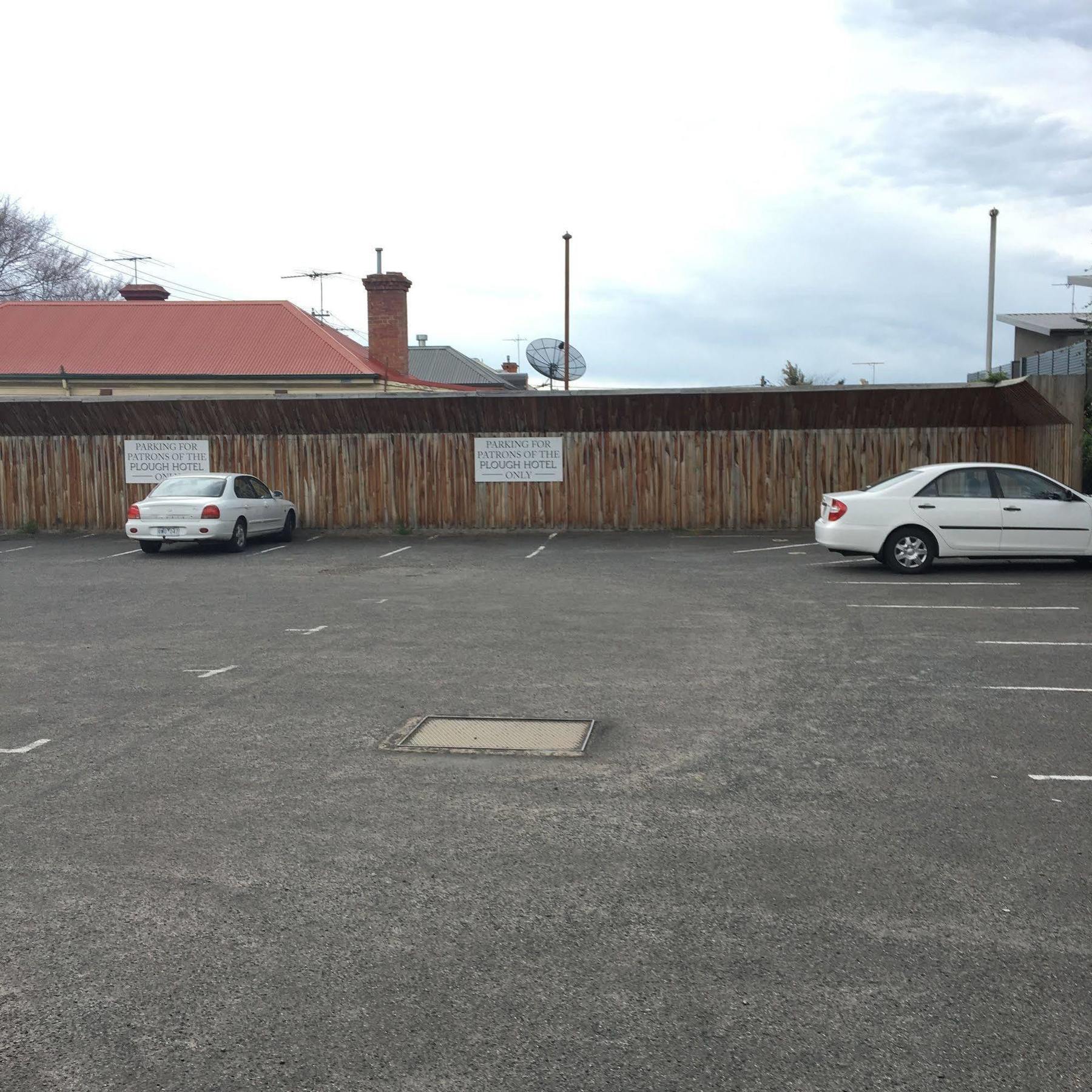 Plough Hotel Melbourne Buitenkant foto