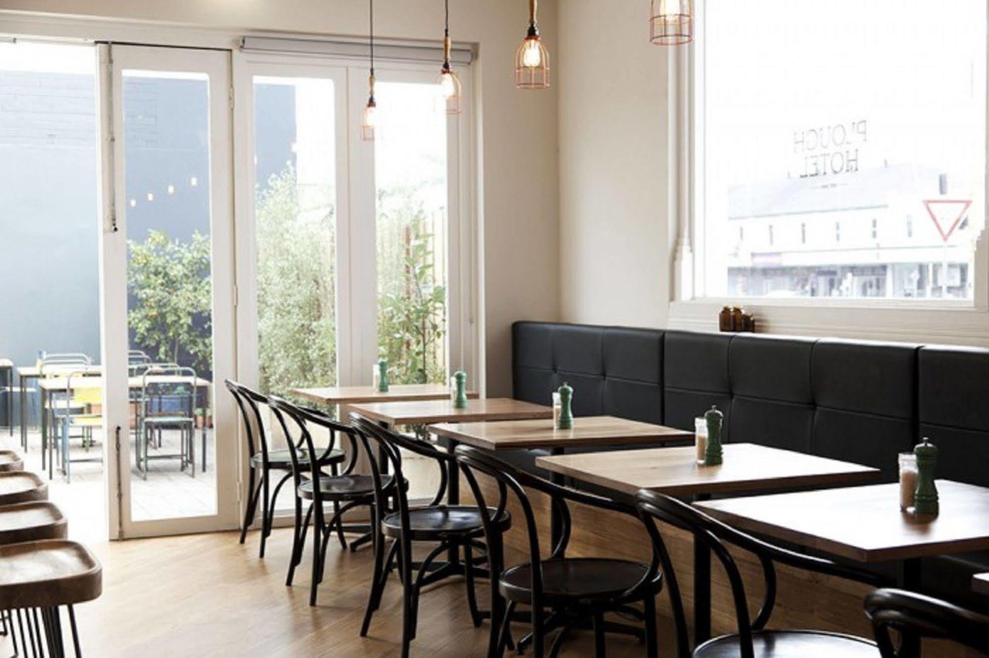 Plough Hotel Melbourne Buitenkant foto