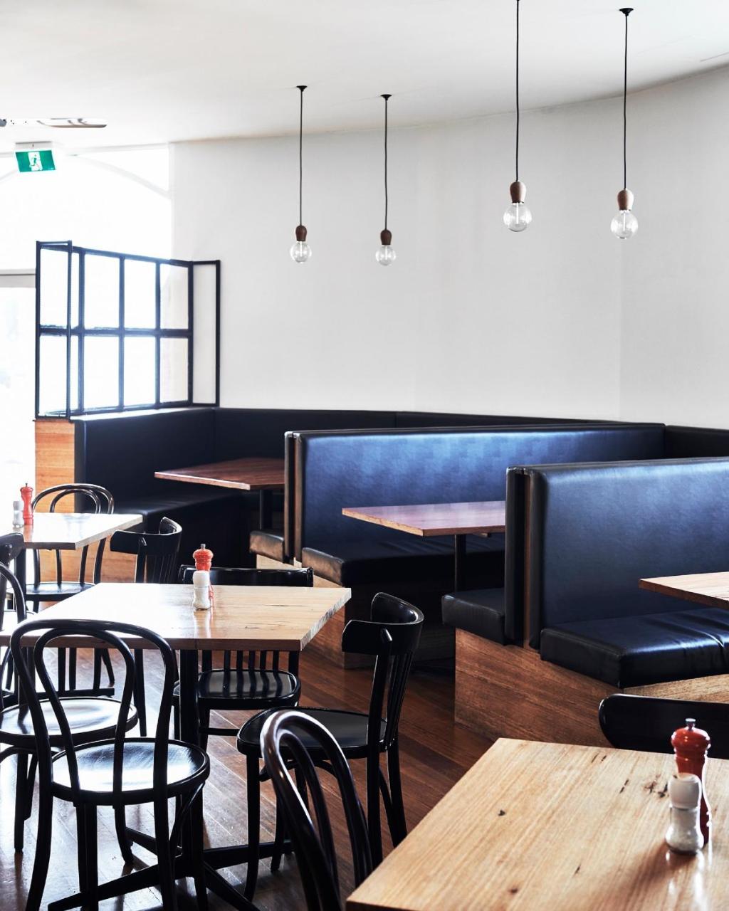 Plough Hotel Melbourne Buitenkant foto