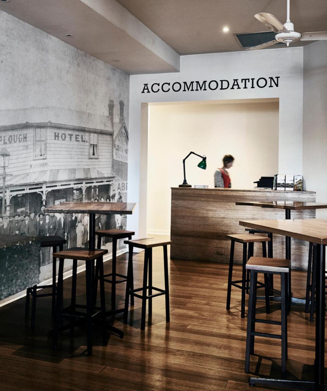 Plough Hotel Melbourne Buitenkant foto