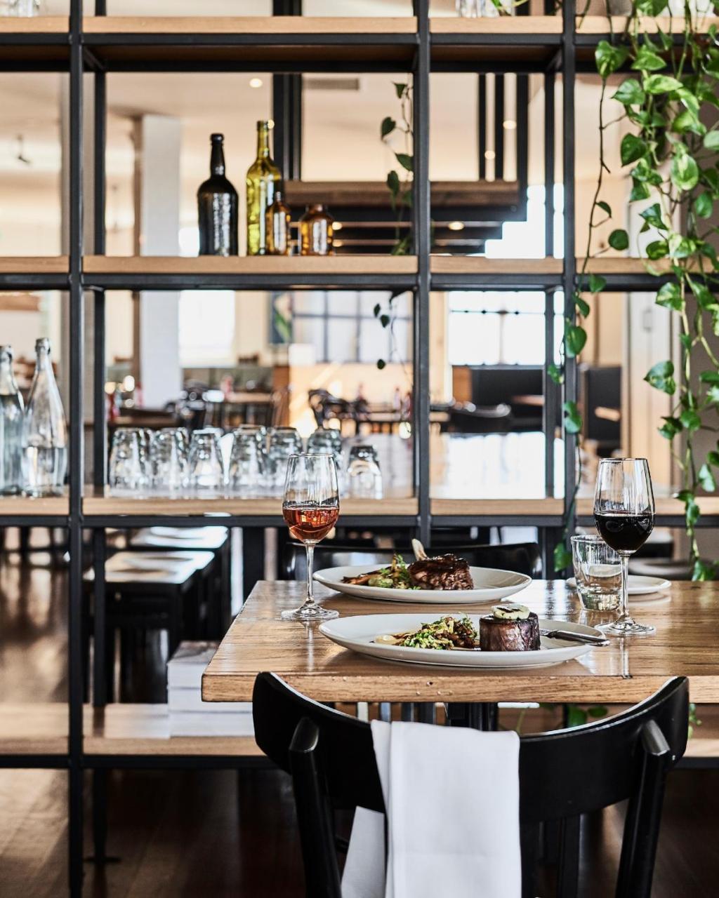 Plough Hotel Melbourne Buitenkant foto